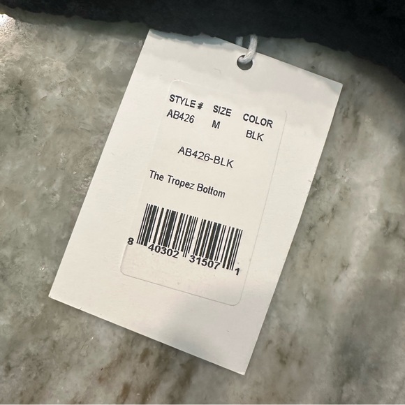 NWT Demi Moore x Andie Swim Tropez 2-Piece Crochet Bikini, Top (L) & Bottom (M) - Picture 15 of 15